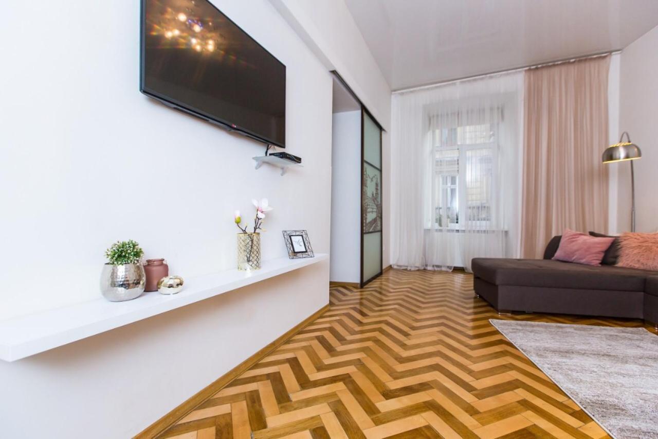 Miamo Apart Гнатюка 18 Lviv Exterior photo